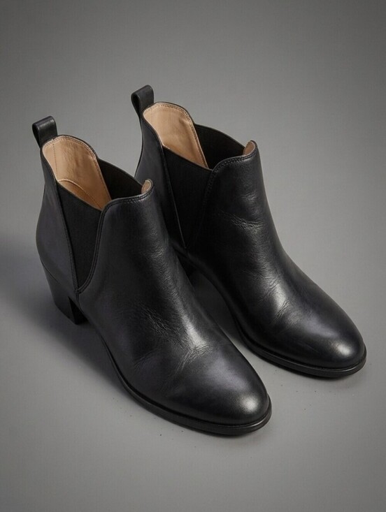 Sam Edelman Shoes - Sam Edelman Black Leather Ankle Boots V Opening